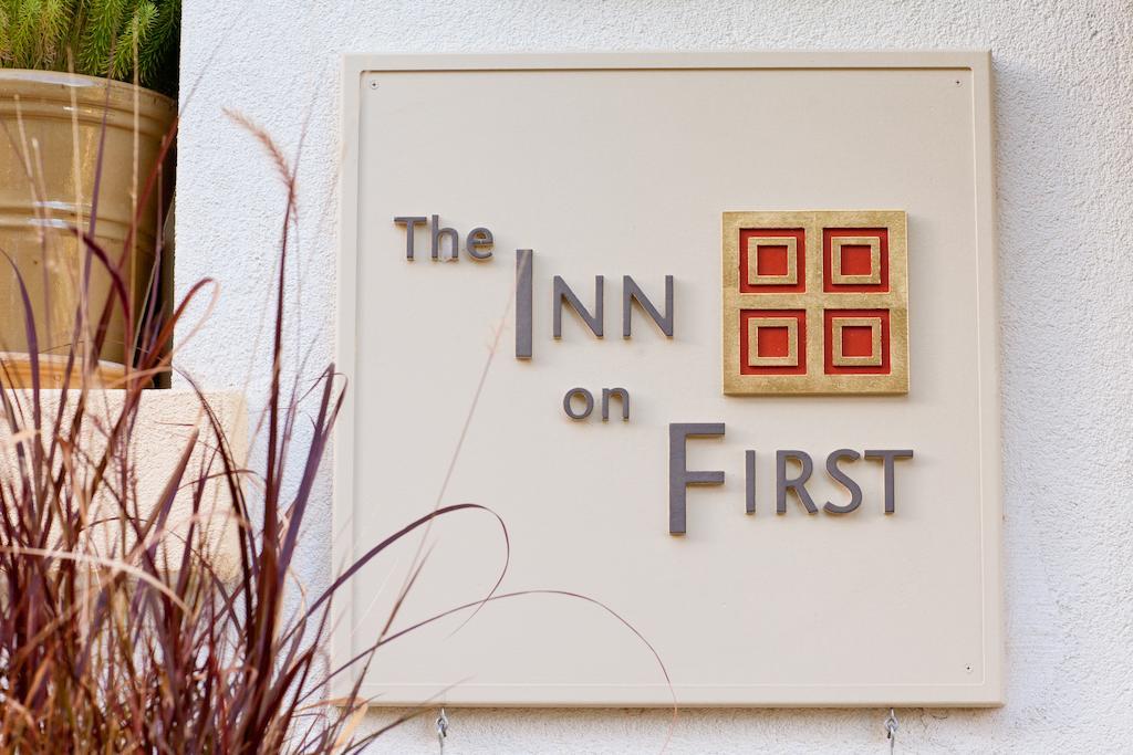 The Inn On First ナパ エクステリア 写真