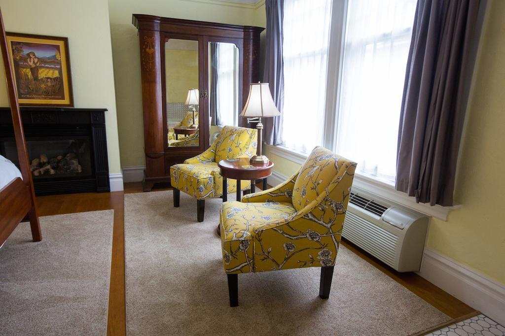 The Inn On First ナパ 部屋 写真