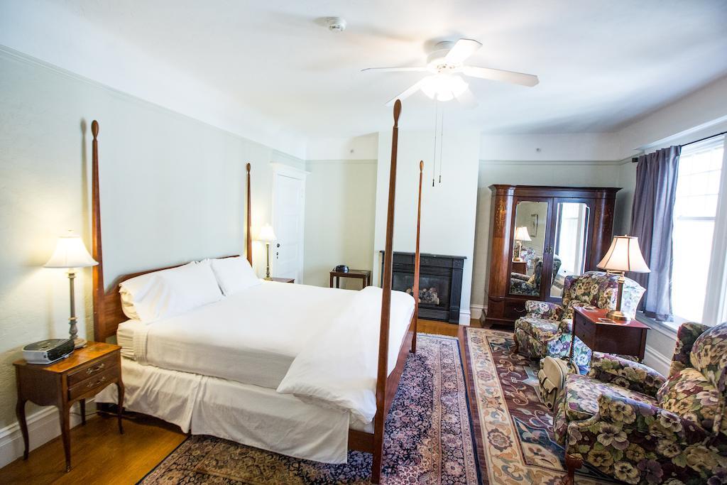 The Inn On First ナパ 部屋 写真